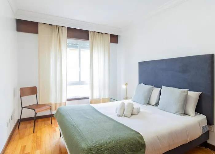 Charmy Rodrigues Lobo